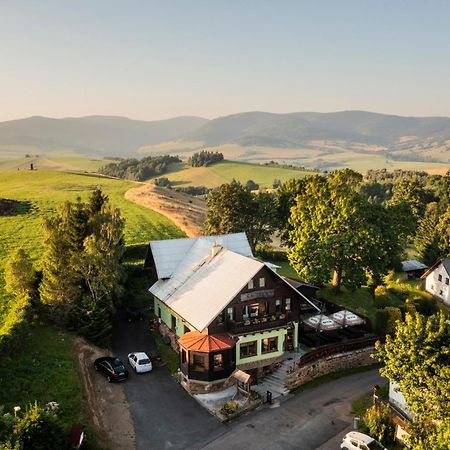 Hotel Kacenka Králíky Екстериор снимка