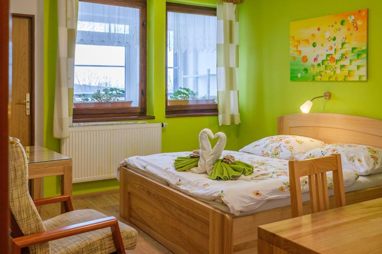 Hotel Kacenka Králíky Екстериор снимка