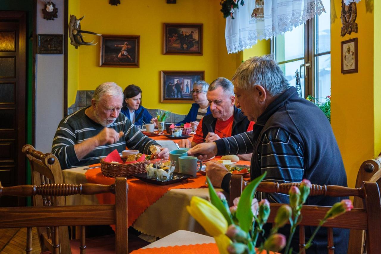 Hotel Kacenka Králíky Екстериор снимка